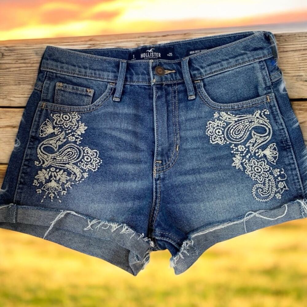 Hollister Embroidered High Rise Vintage Stretch Short Jean Shorts Size 1 W25